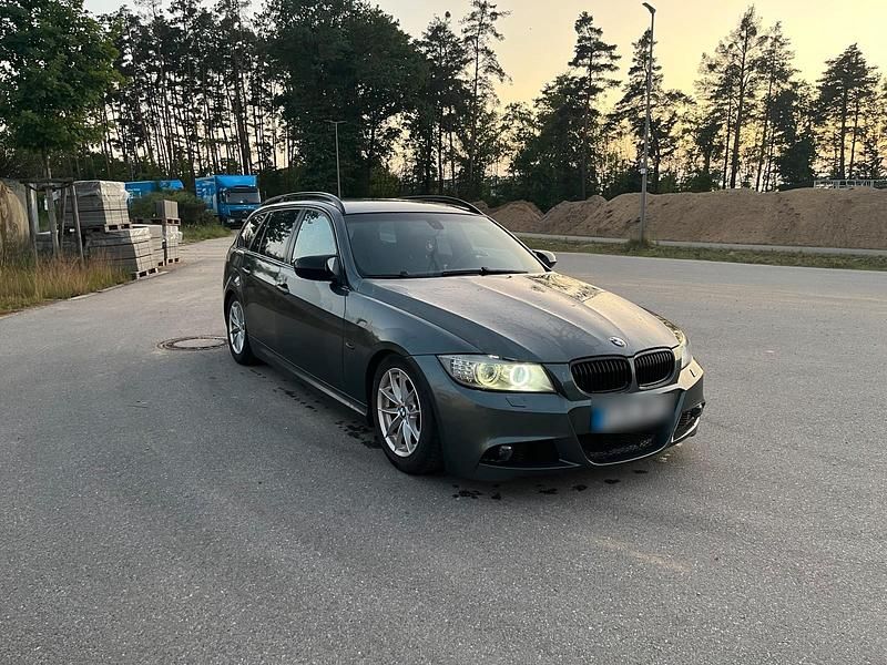 Gebraucht BMW 325 218 PS (160 kW) 2009 Andere farben Kombi