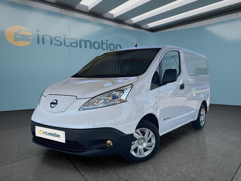 Weiß Gebraucht 2020 Nissan e-NV200 Premium Edition Van | 17.399 € (Etwas zu teuer) - Bild 1/4