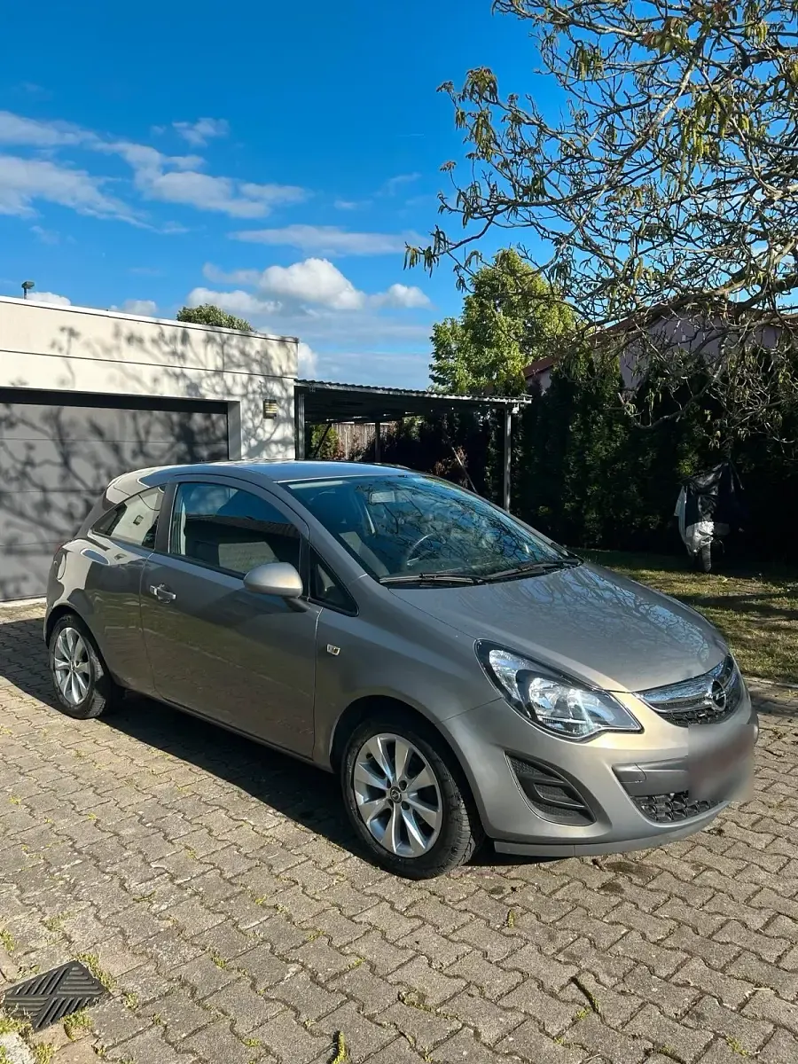 Gebraucht Opel Corsa 70 PS (51 kW) 2014 Braun Kleinwagen