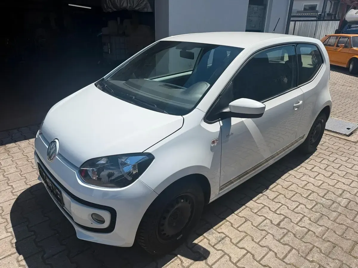 Gebraucht VW up! CLUB 60 PS (44 kW) 2016 Weiß Kleinwagen
