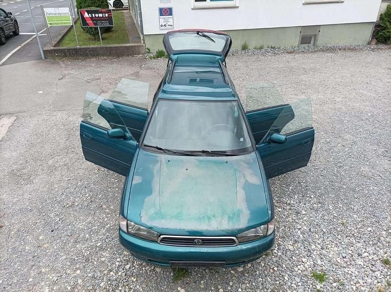 Grün Gebraucht 1999 Subaru Legacy Kombi | 1.690 € (Teuer) - Bild 1/4