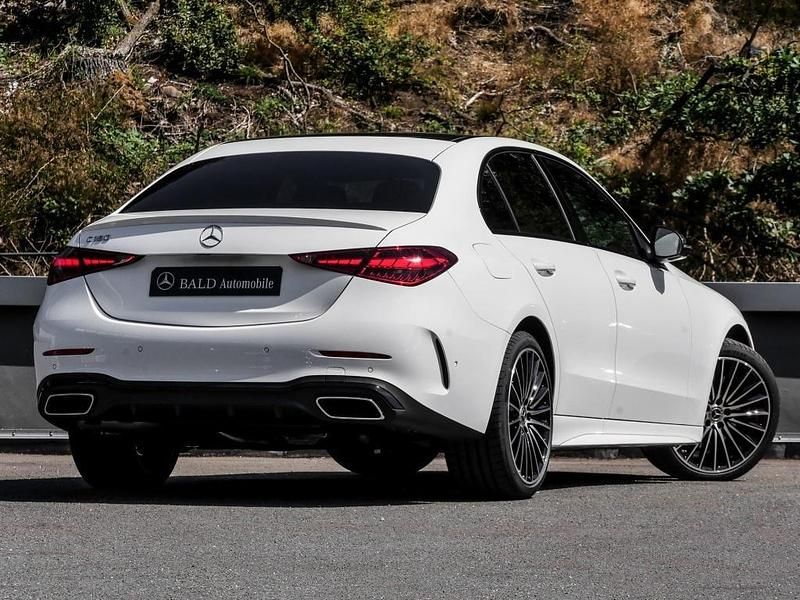 Gebraucht Mercedes C180 AMG 170 PS (125 kW) 2025 Weiß unilack polarweiß Limousine
