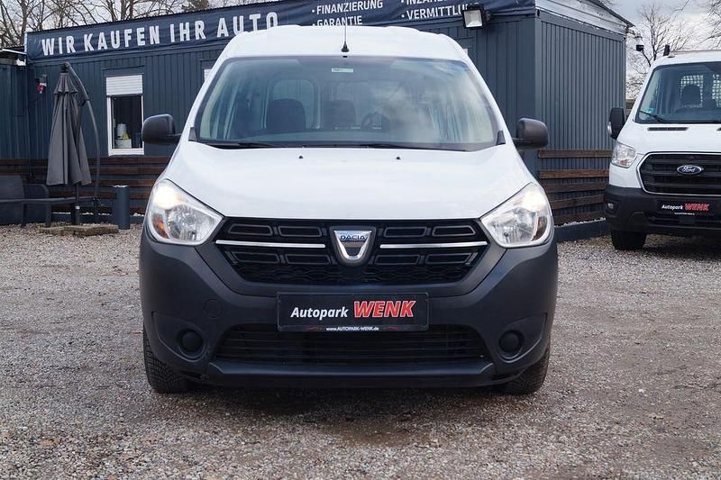 Gebraucht Dacia Dokker Acces 102 PS (75 kW) 2019 Weiß Van / Kleinbus