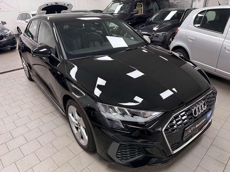 Gebraucht Audi A3 S-Line 116 PS (85 kW) 2022 Mythosschwarz Limousine