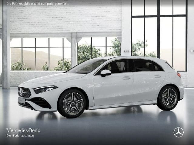 Weiß Gebraucht 2024 Mercedes A200 Advanced Plus Limousine | 31.890 € (Fairer Preis) - Bild 1/4