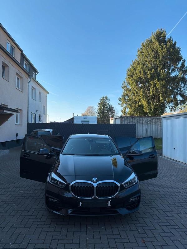 Gebraucht BMW 120 190 PS (139 kW) 2019 Schwarz Kleinwagen