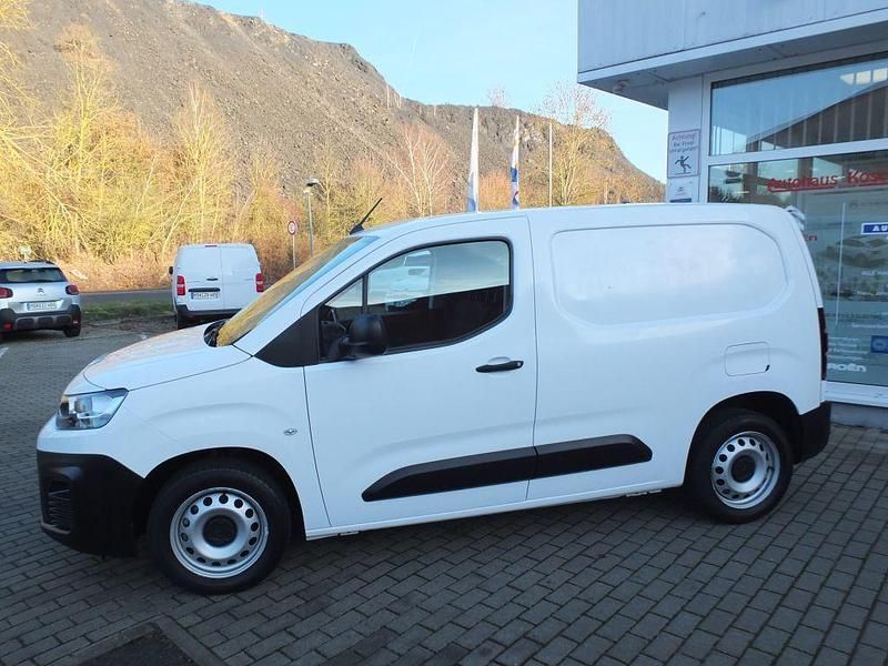 Gebraucht Citroën Berlingo 131 PS (96 kW) 2021 Polarweiß Van / Kleinbus