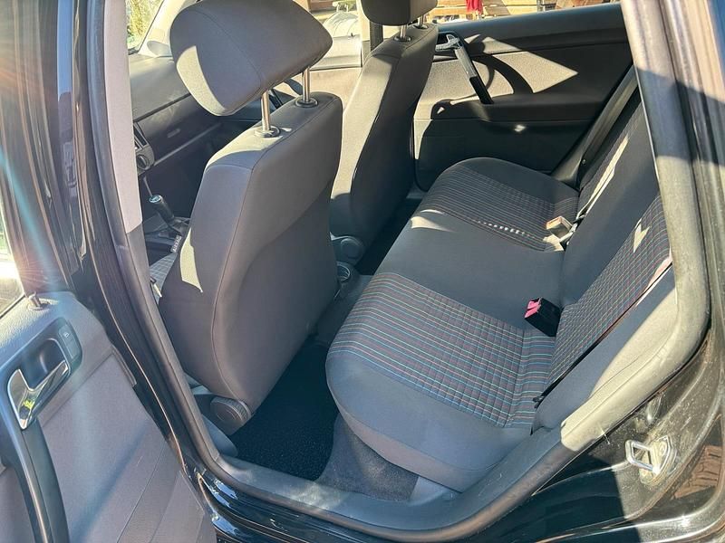 Gebraucht VW Polo 63 PS (46 kW) 2005 Schwarz Kleinwagen