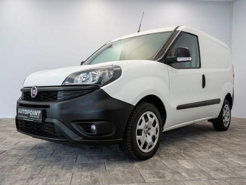 Weiß Gebraucht 2021 Fiat Doblò Van / Kleinbus | 7.980 € (Superpreis) - Bild 1/4