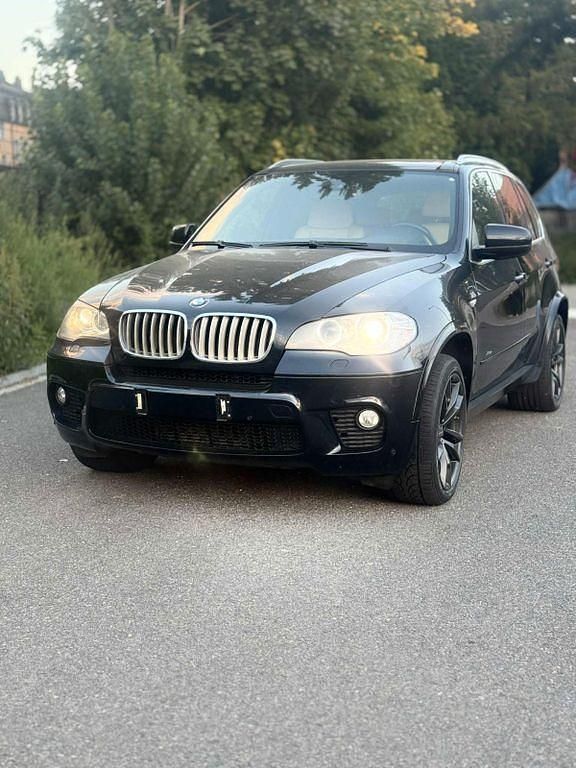 Blau Gebraucht 2010 BMW X5 M Sport SUV | 12.969 € (Fairer Preis) - Bild 1/4