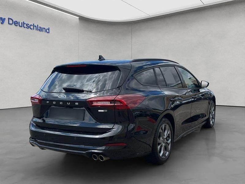 Gebraucht Ford Focus ST-Line X 125 PS (91 kW) 2023 Schwarz Kombi