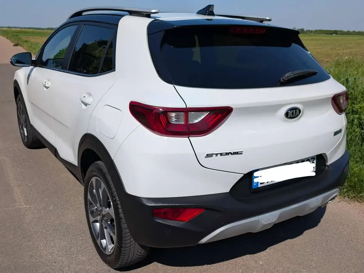 Gebraucht Kia Stonic Vision 120 PS (88 kW) 2021 Weiß SUV