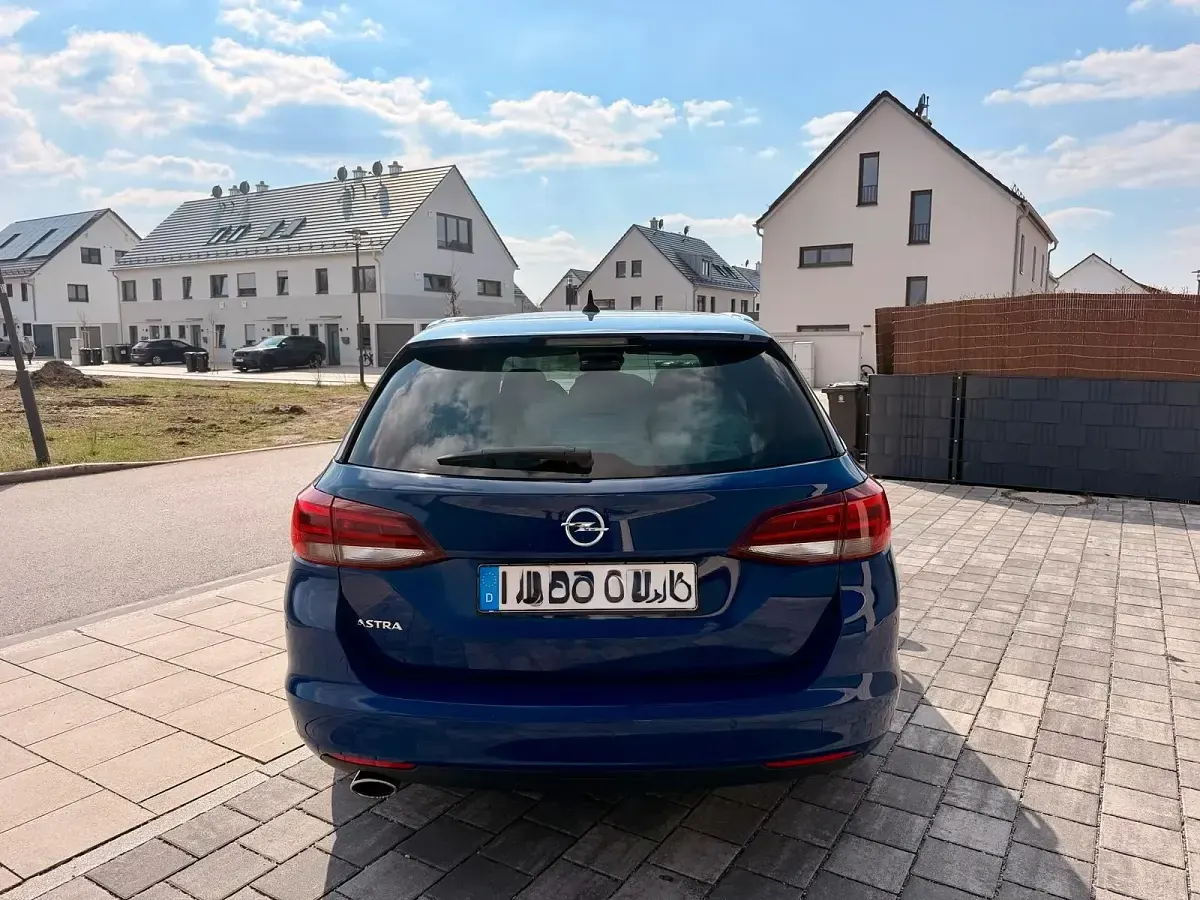 Usata Opel Astra 150 CV (110 kW) 2018 Blu SUV