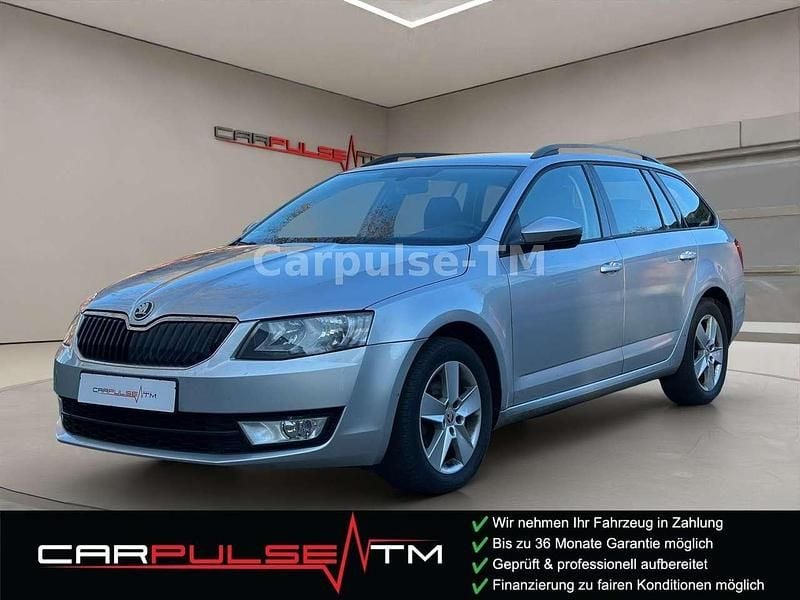 Brilliantsilber metallic Gebraucht 2014 Skoda Octavia Ambition Kombi | 5.490 € (Guter Preis) - Bild 1/4