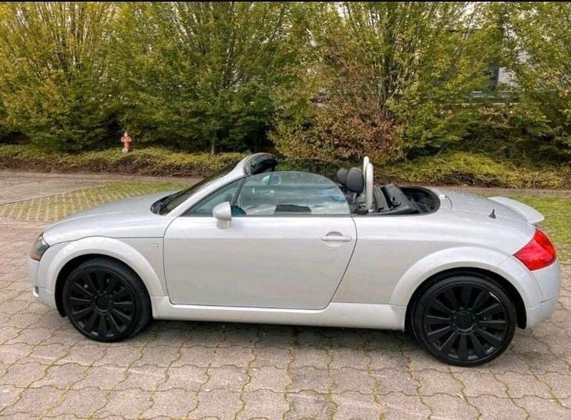 Grau Gebraucht 2001 Audi TT Roadster Sport Cabrio | 4.999 € (Superpreis) - Bild 1/4