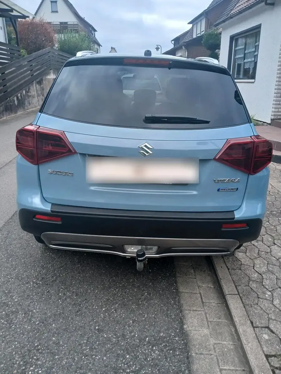 Gebraucht Suzuki Vitara 129 PS (94 kW) 2020 Blau SUV