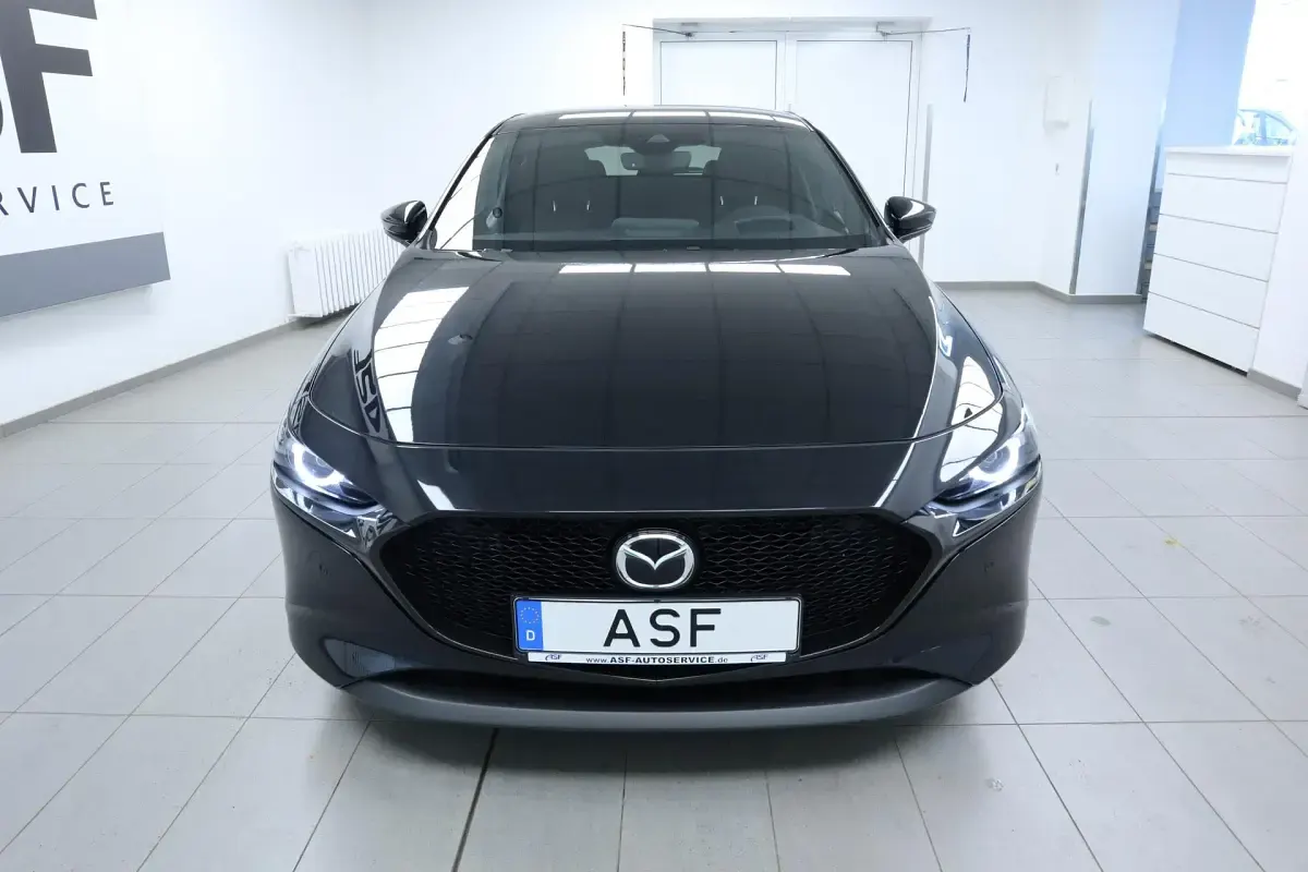 Gebraucht Mazda 3 Selection 122 PS (89 kW) 2021 Jet black Limousine
