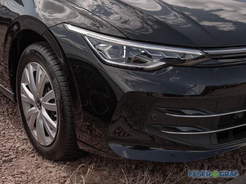 Gebraucht VW Golf VIII Style 150 PS (110 kW) 2024 Grenadillschwarz metallic Limousine