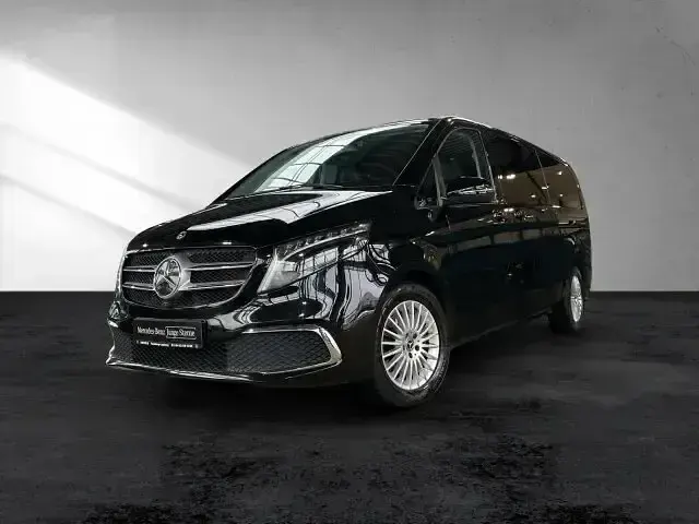 Gebraucht Mercedes V300 Avantgarde Edition 237 PS (174 kW) 2024 Schwarz Van / Kleinbus