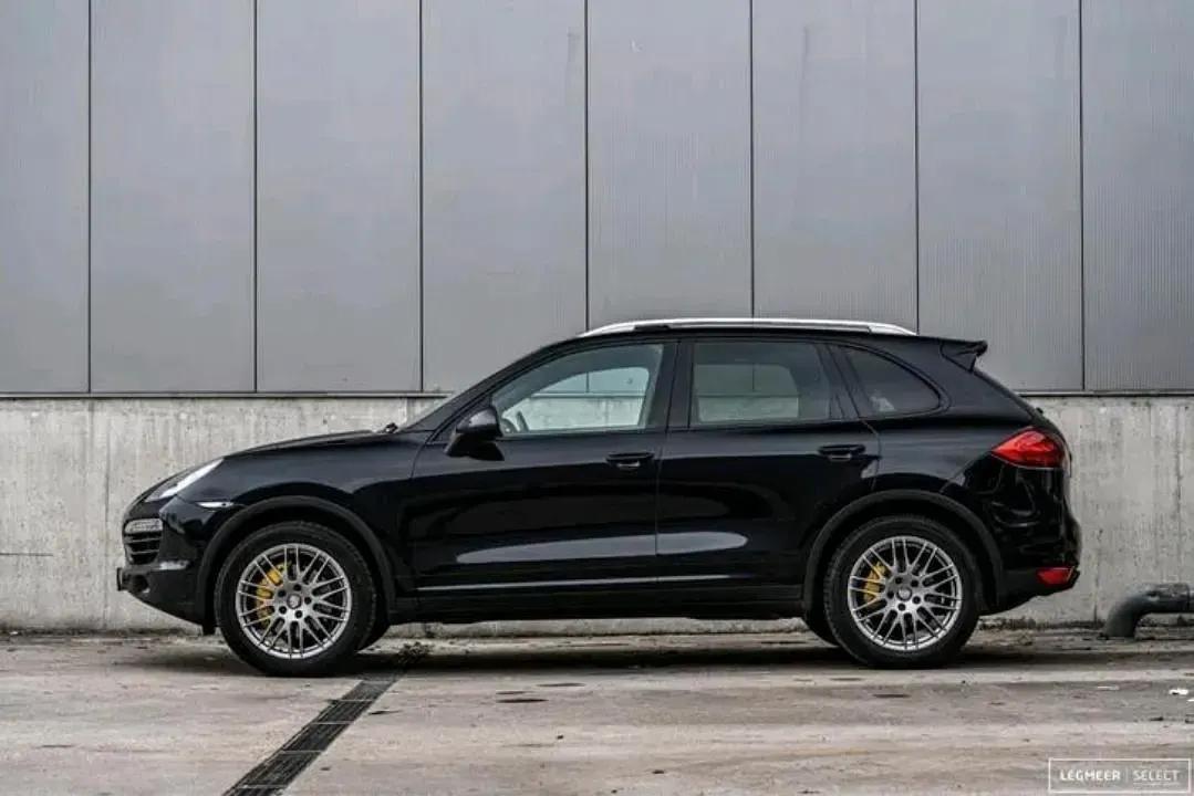 Gebraucht Porsche Cayenne 245 PS (180 kW) 2012 Schwarz SUV