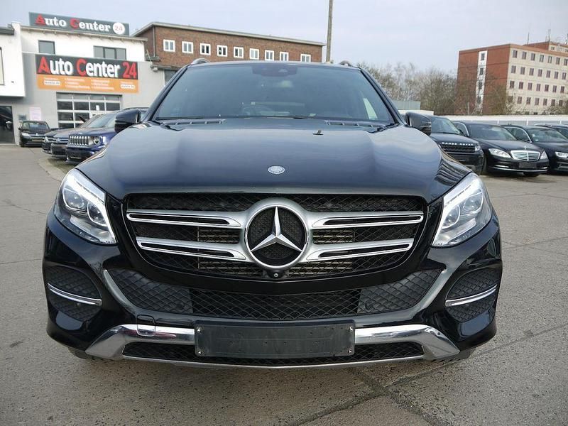 Gebraucht Mercedes GLE350 AMG line 258 PS (189 kW) 2016 Schwarz SUV