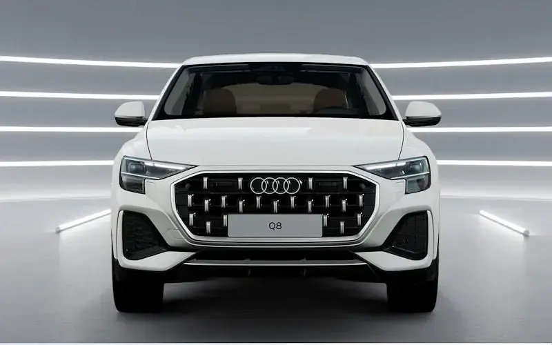 Neu Audi Q8 Ambiente 231 PS (169 kW) 2026 Weiß SUV