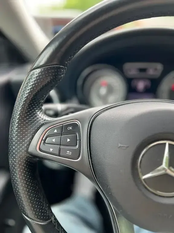 Gebraucht Mercedes CLA200 156 PS (114 kW) 2015 Schwarz Coupé