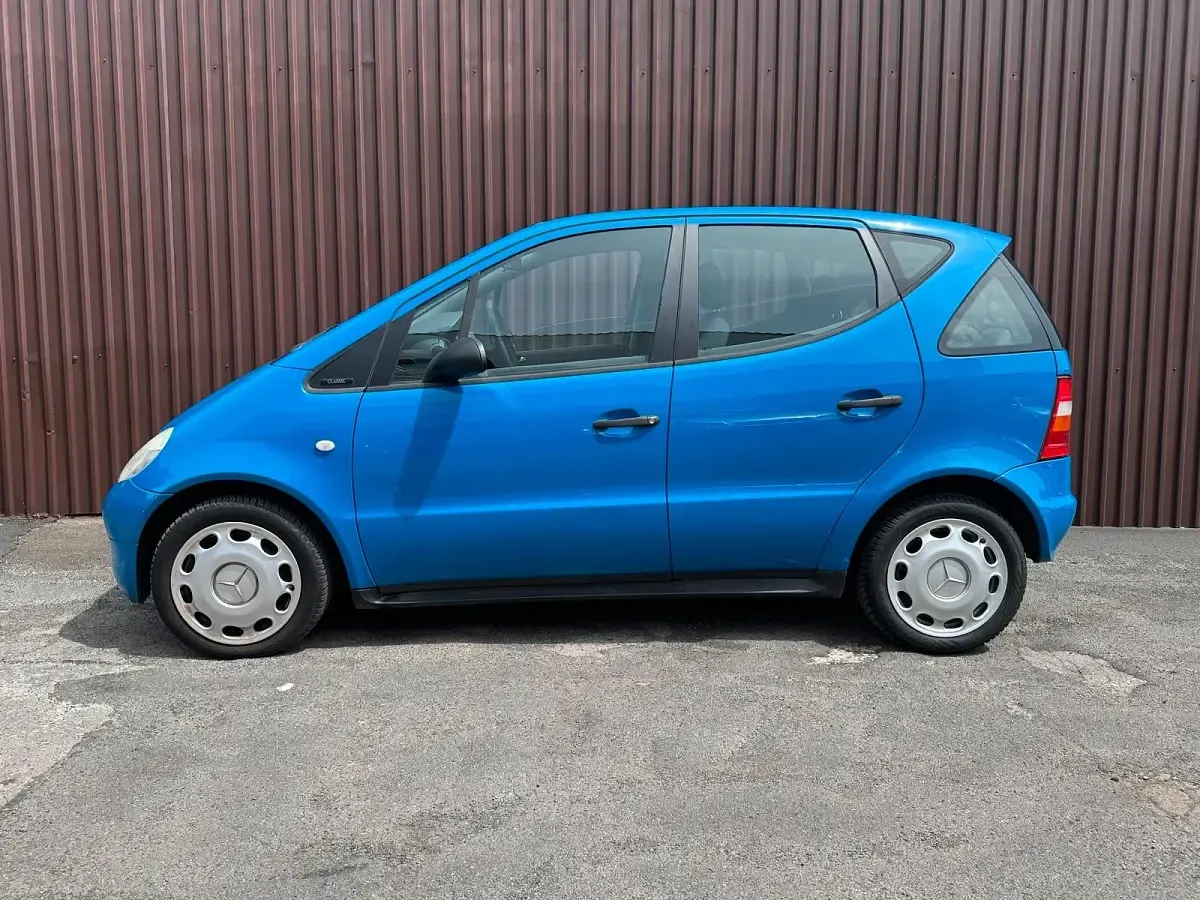 Gebraucht Mercedes A140 82 PS (60 kW) 2000 Blau Kleinwagen