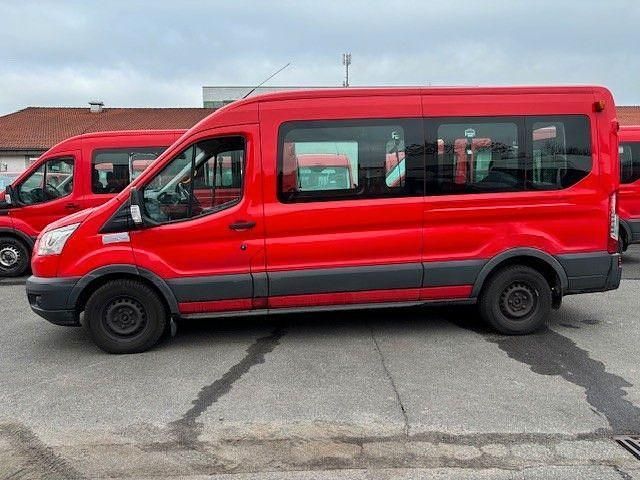 Gebraucht Ford Transit Trend 105 PS (77 kW) 2017 Rot Kombi