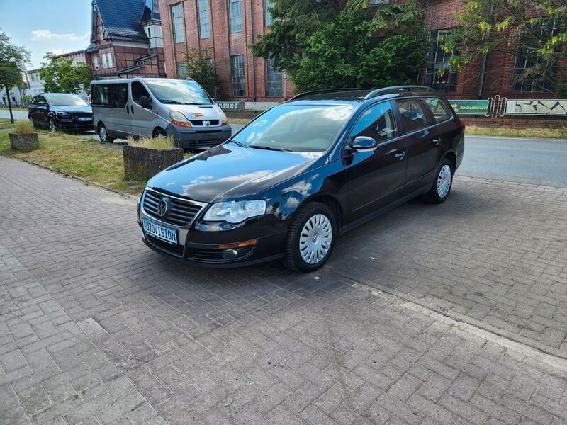 Schwarz Gebraucht 2008 VW Passat Kombi | 5.950 € (Teuer) - Bild 1/4