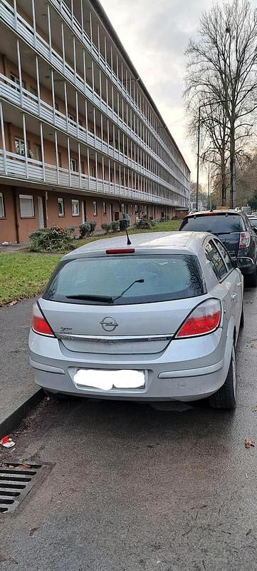 Gebraucht Opel Astra 105 PS (77 kW) 2005 Grau Kleinwagen