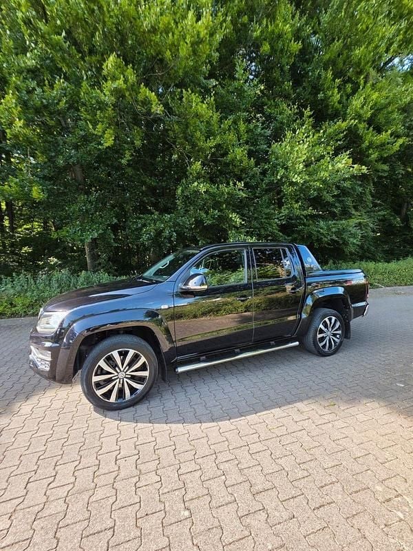 Schwarz Gebraucht 2016 VW Amarok Aventura Abholung | 21.000 € (Guter Preis) - Bild 1/4