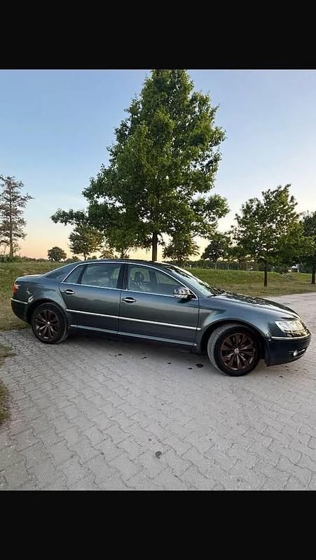 Usata VW Phaeton 241 CV (177 kW) 2004 Grigio Berlina