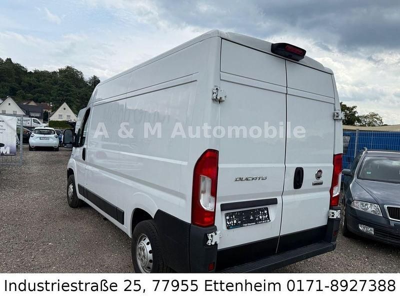 Gebraucht Fiat Ducato 131 PS (96 kW) 2018 Weiß Van