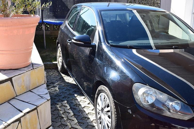 Gebraucht VW Golf 80 PS (58 kW) 2009 Schwarz Coupé