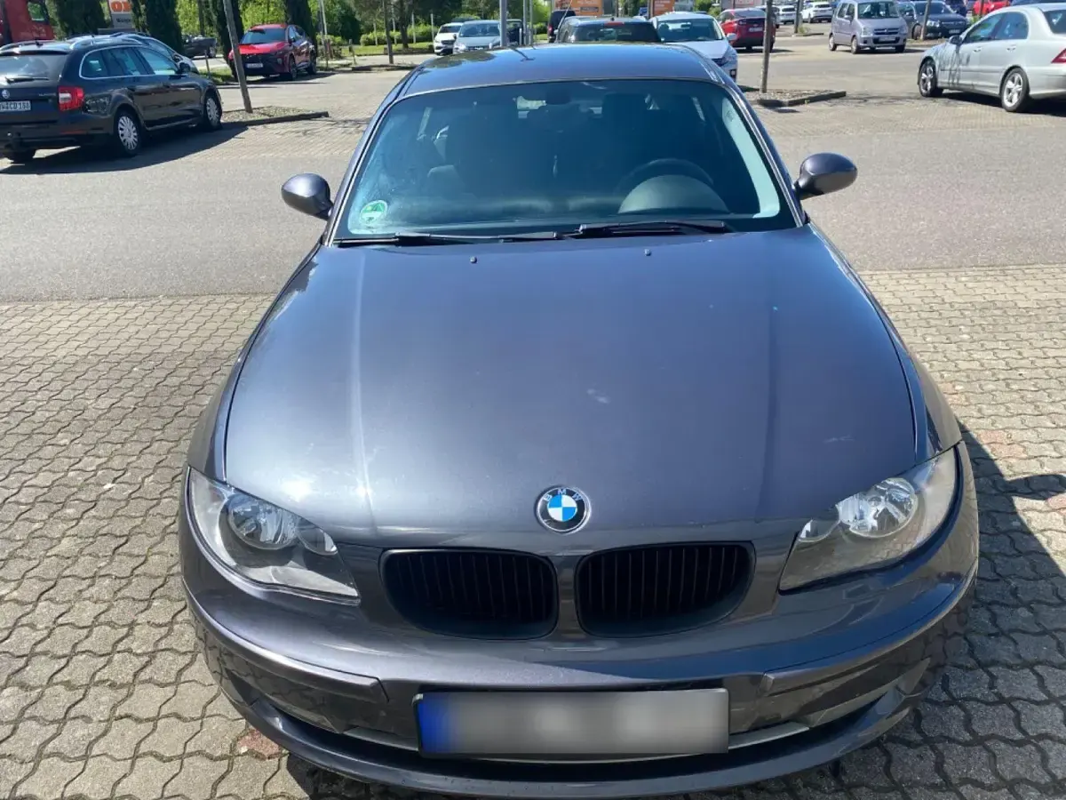 Brugt BMW 116 122 HK (89 kW) 2007 Sort Hatchback