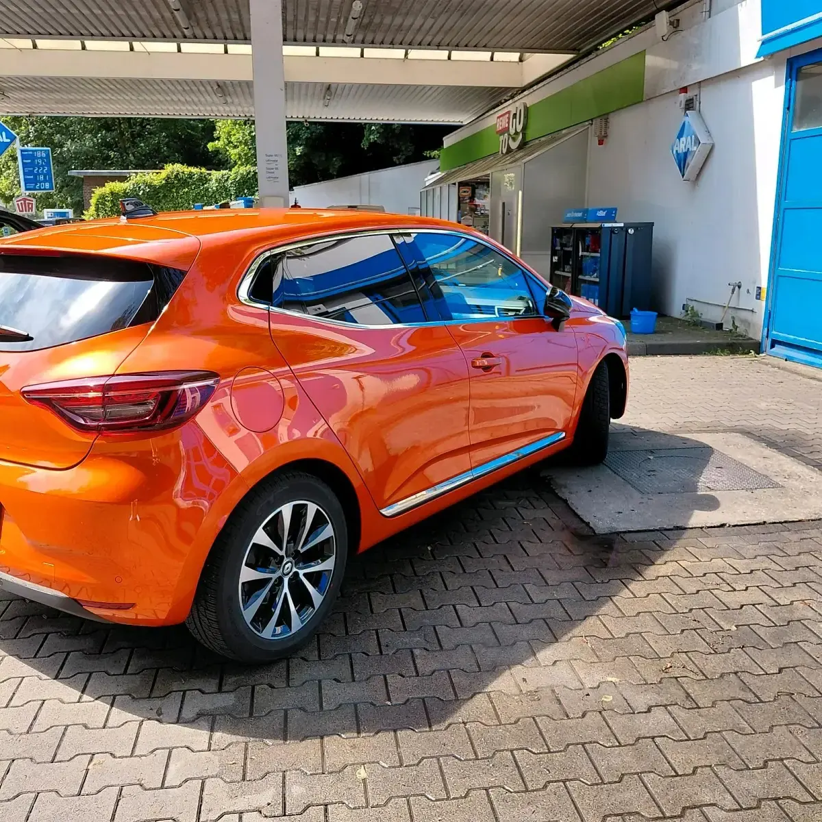 Gebraucht Renault Clio V 140 PS (102 kW) 2022 Orange Kleinwagen
