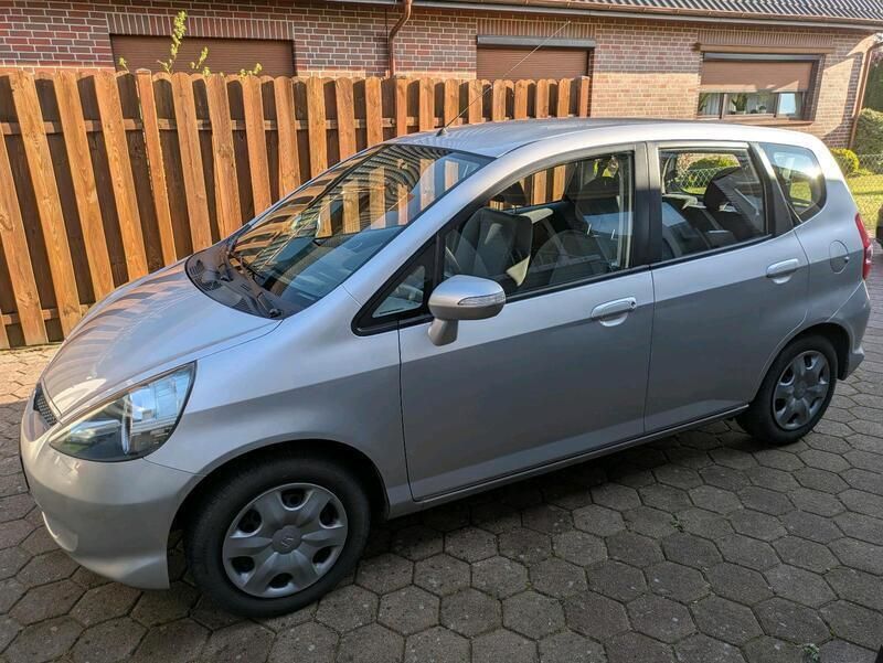 Silber Gebraucht 2007 Honda Jazz Kleinwagen | 3.200 € (Fairer Preis) - Bild 1/4
