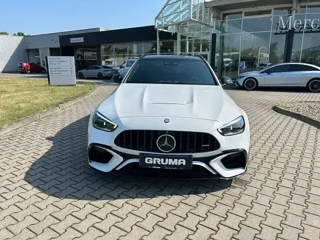 Gebraucht Mercedes C63S AMG Premium Plus 476 PS (350 kW) 2024 Manufaktur lack manufaktur opa Kombi