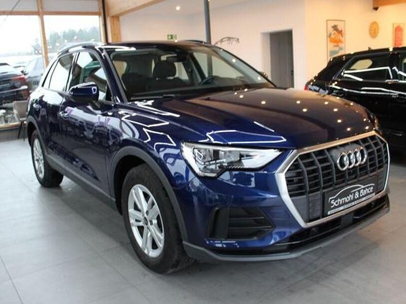 Second-hand Audi Q3 Sport 150 CP (110 kW) 2023 Albastru SUV