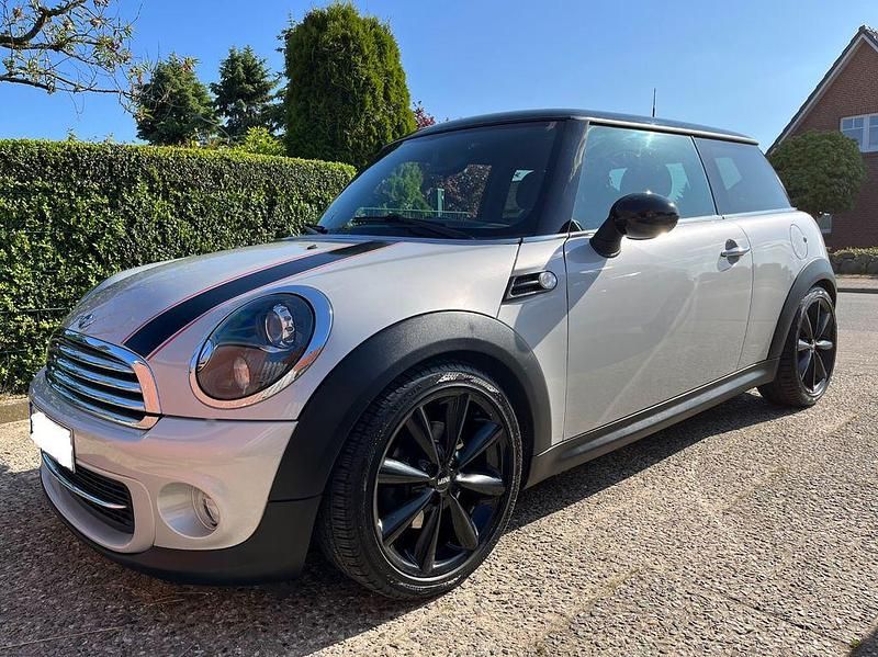 Silber Gebraucht 2012 Mini Cooper Kleinwagen | 6.500 € (Guter Preis) - Bild 1/4