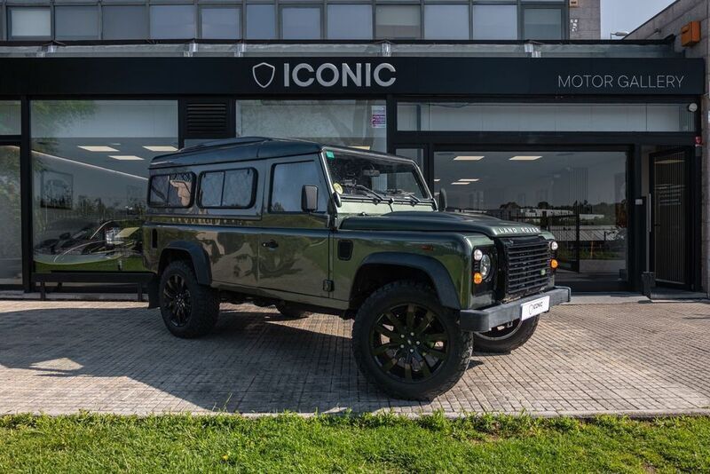 Grün Gebraucht 2008 Land Rover Defender SUV | 33.900 € - Bild 1/4