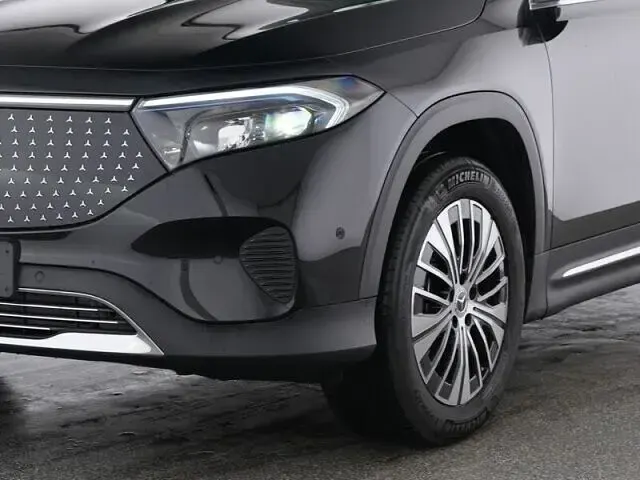 Gebraucht Mercedes EQB300 Advanced Plus 167 kW (228 PS) 2025 Lack kosmosschwarz SUV