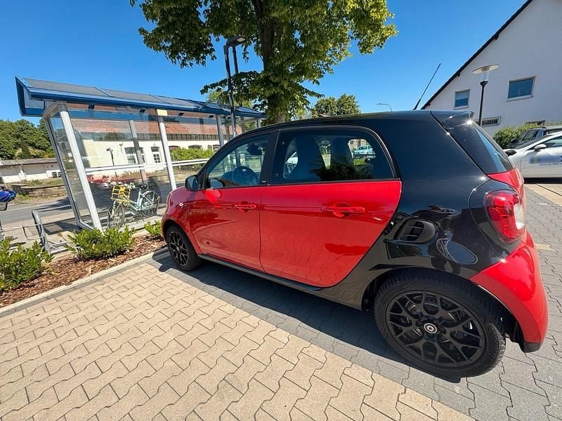 Gebraucht Smart ForFour Prime 90 PS (66 kW) 2016 Rot Kleinwagen