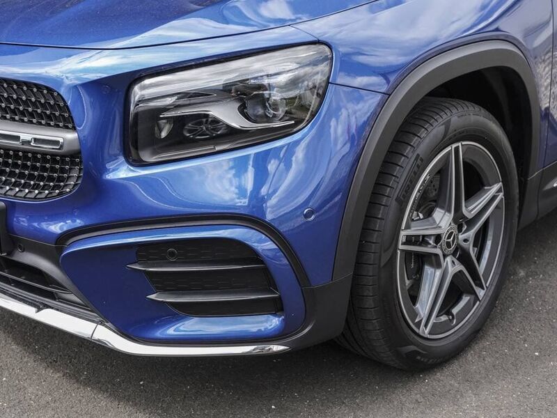 Gebraucht Mercedes GLB200 AMG 150 PS (110 kW) 2024 Blau SUV