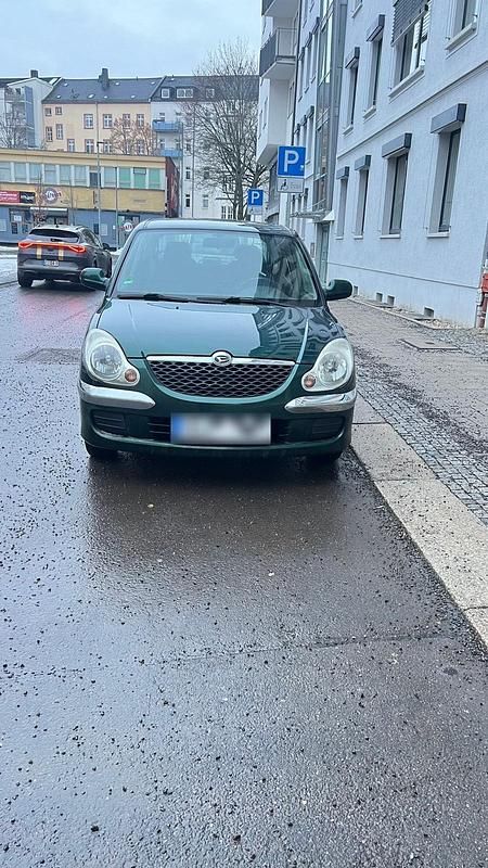 Gebraucht Daihatsu Sirion 58 PS (42 kW) 2003 Grün Kleinwagen