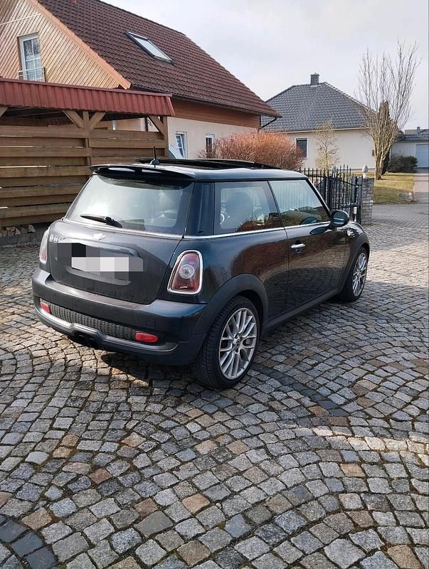 Second-hand Mini John Cooper Works 211 CP (155 kW) 2008 Negru Hatchback