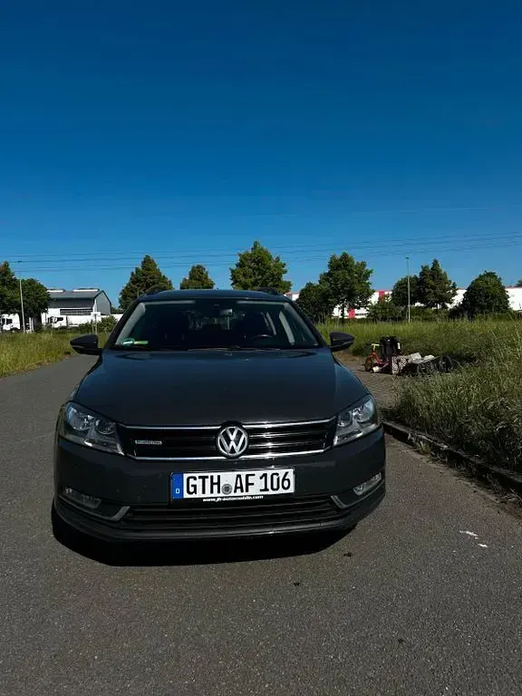 Gebraucht VW Passat Comfortline 105 PS (77 kW) 2013 Grau Kombi
