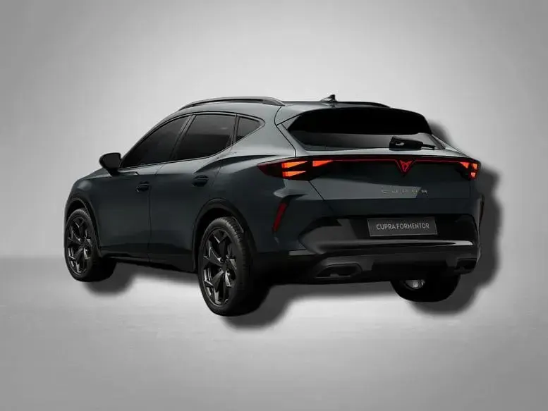 Neu Cupra Formentor 150 PS (110 kW) 2026 Fiordblau SUV
