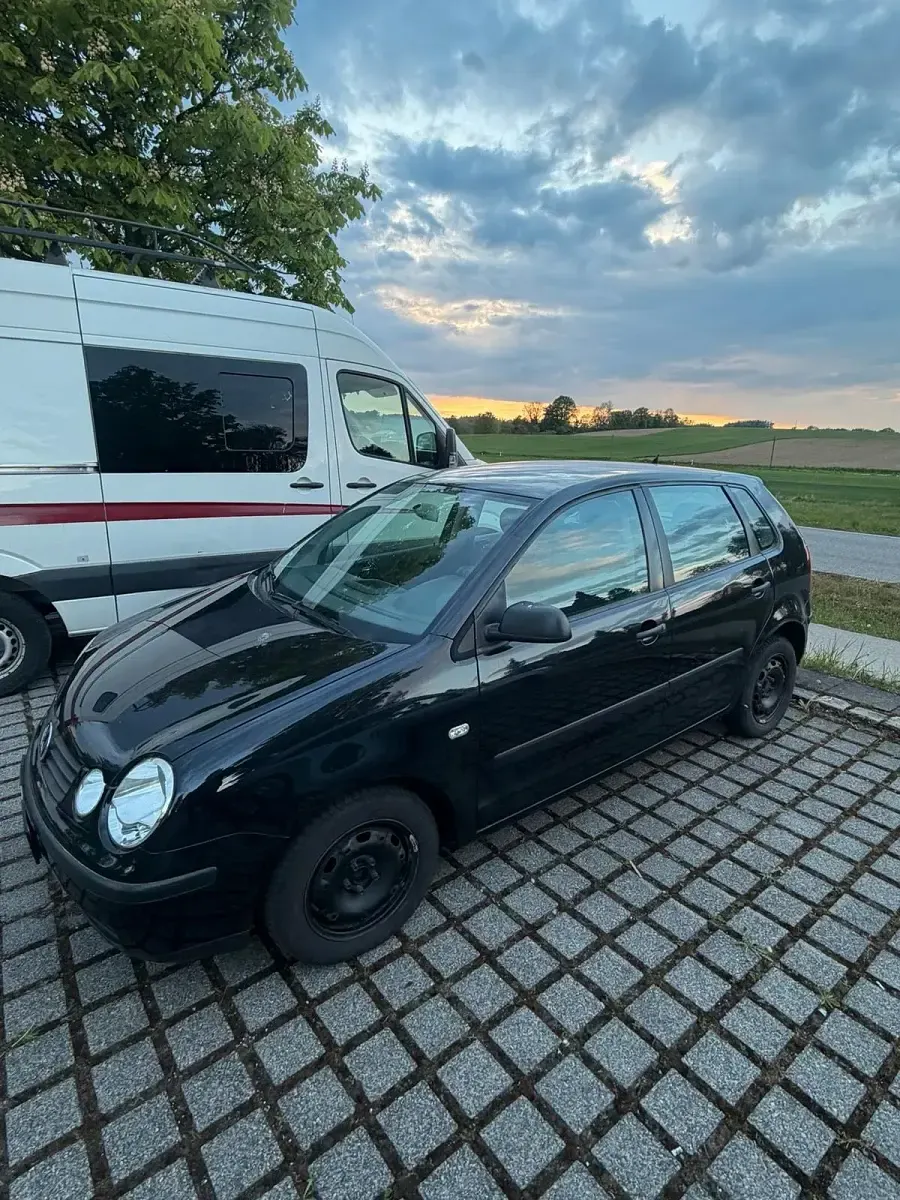 Gebraucht VW Polo 75 PS (55 kW) 2002 Schwarz Kleinwagen